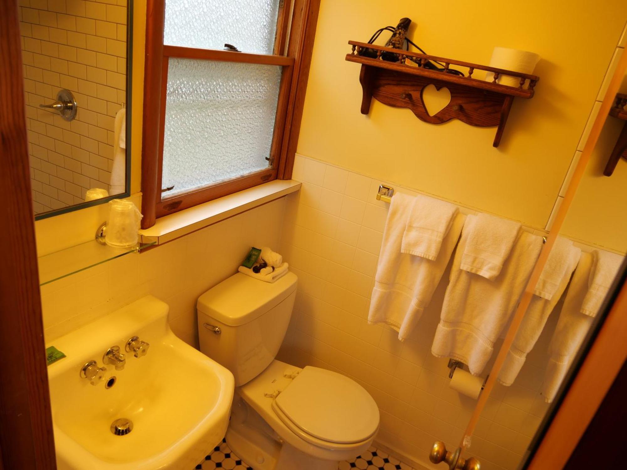 Ludington Blue Spruce Inn Chambre photo